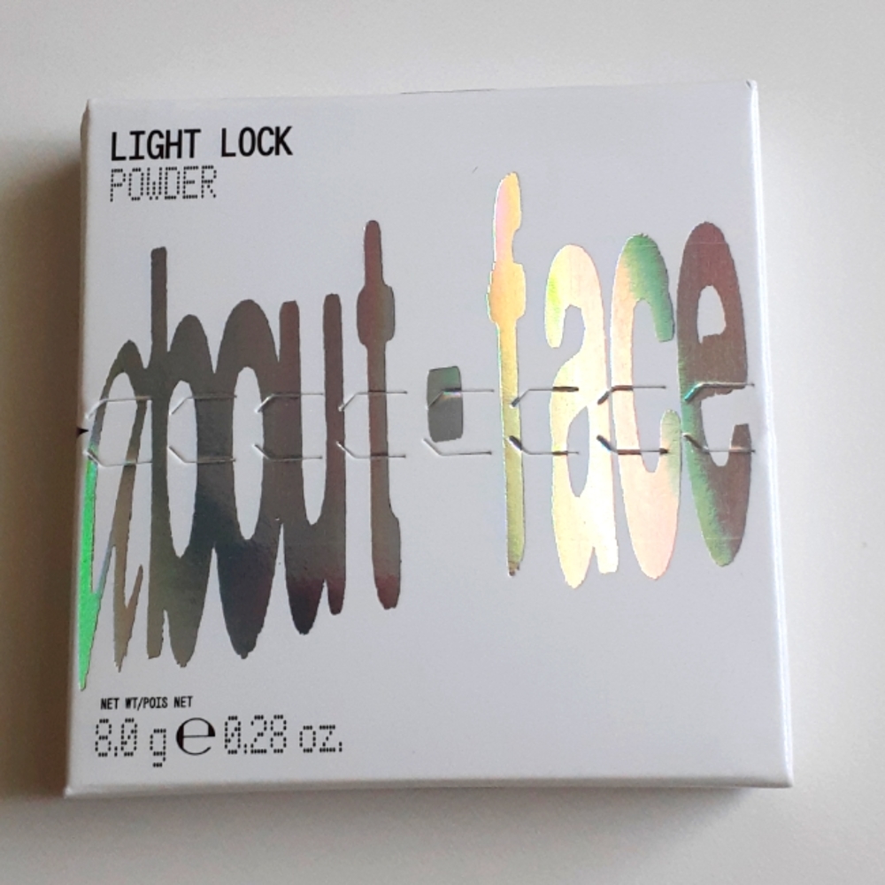 About-face Light Lock Powder